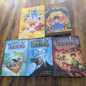 Kids Book Lot . 5 Books. Anime, Fantasy Chapter Books, Graphic Novel.